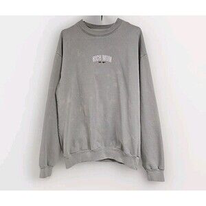 RICH MOM Embroidered Pullover Crewneck Sweatshirt Light Sage Women’s Size L
